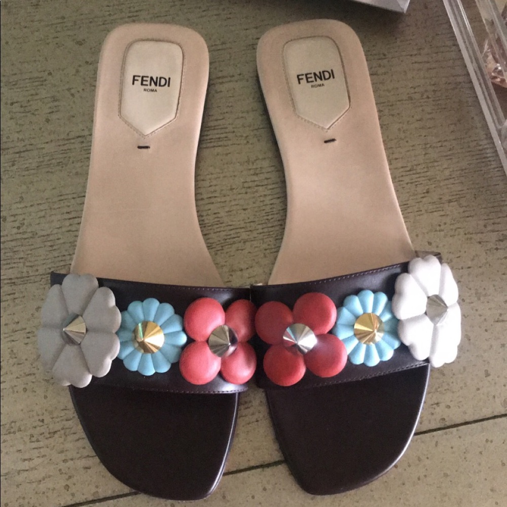 Fendi slides